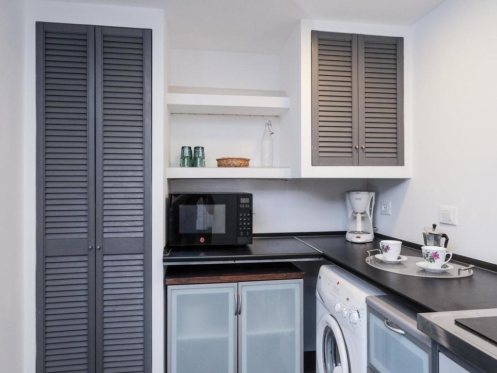 Ancient Trastevere Vespa Loft Apartment Rome Exterior photo